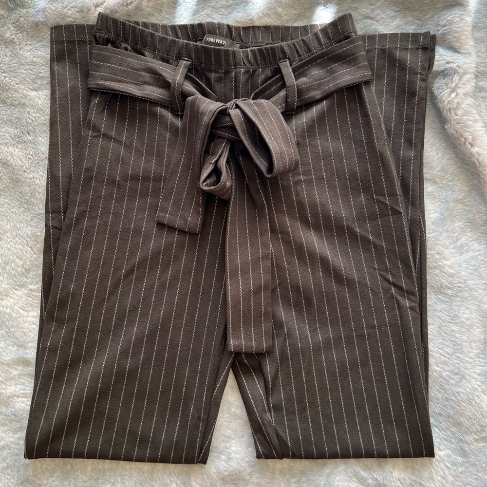Forever 21 Tie Waist Pants - Picture 3 of 7